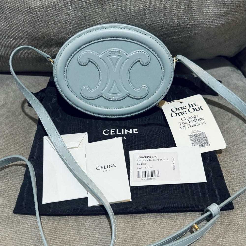 NWO Celine Cuir Triomphe Round shape crossbody bag